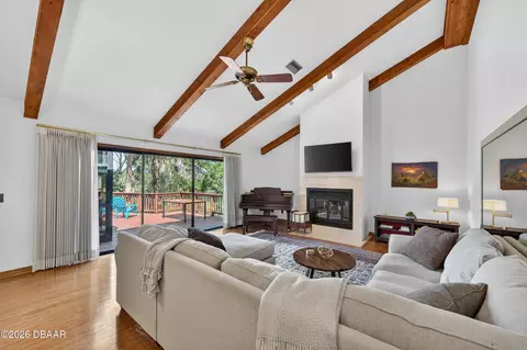Living - 11 Ridge Trl, Ormond Beach, FL 32174 photo 2 of 3