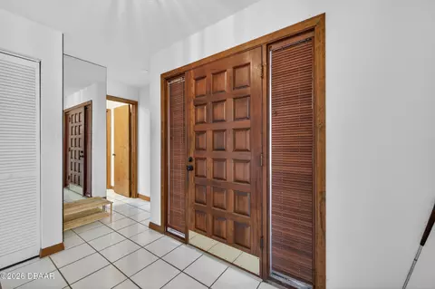 Entry Way - 11 Ridge Trl, Ormond Beach, FL 32174 photo 1 of 3