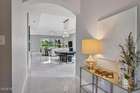 Entry Way - 1204 Draycott St, Ormond Beach, FL 32174 photo 4 of 6