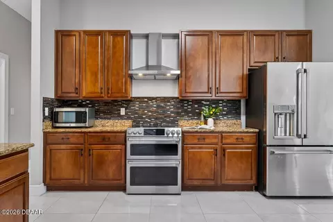 Kitchen - 1204 Draycott St, Ormond Beach, FL 32174 photo 2 of 3