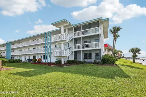 3009-3011 N Halifax Ave, Daytona Beach, FL 32118