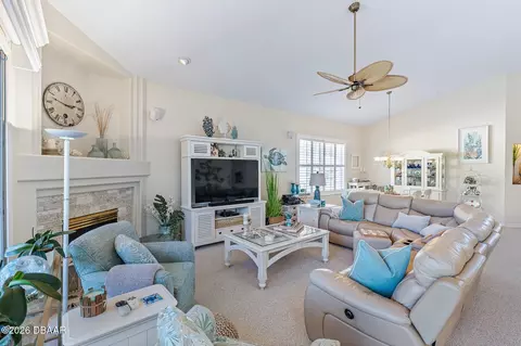 Living - 902 Brookridge Ln, Ormond Beach, FL 32174 photo 3 of 4