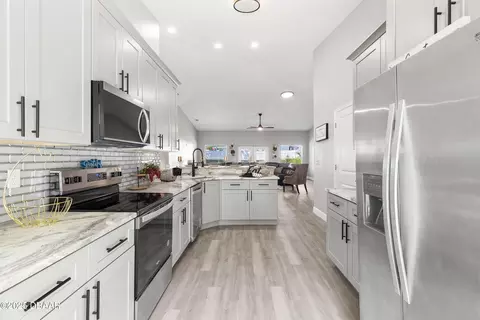 Kitchen - 1738 Palm Rd, Ormond Beach, FL 32174 photo 1 of 6