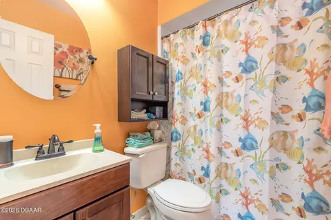 Bath - 179 Suntree Ct, Ormond Beach, FL 32174 photo 3 of 3