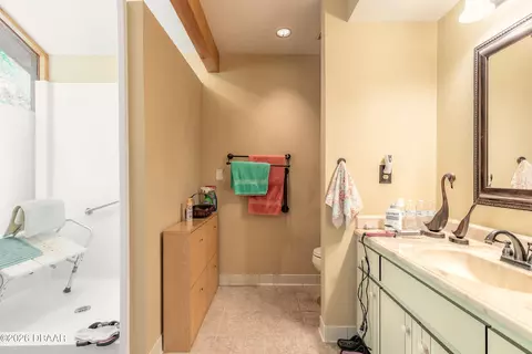 Bath - 179 Suntree Ct, Ormond Beach, FL 32174 photo 1 of 3