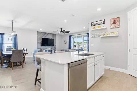 Kitchen - 4175 Clifden Dr, Ormond Beach, FL 32174 photo 4 of 4