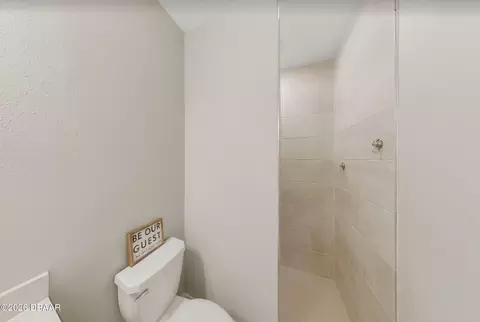 Bath - 4175 Clifden Dr, Ormond Beach, FL 32174 photo 4 of 7