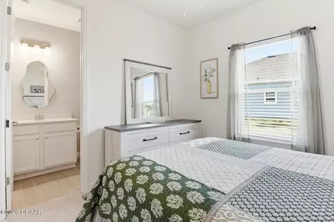 Bedroom - 4175 Clifden Dr, Ormond Beach, FL 32174 photo 6 of 10
