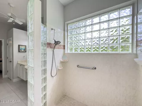 Bath - 1128 Killarney Dr, Ormond Beach, FL 32174 photo 2 of 3
