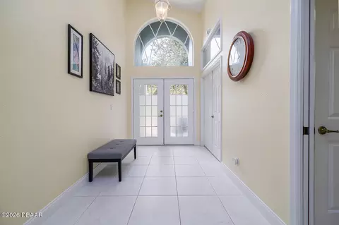 Entry Way - 1128 Killarney Dr, Ormond Beach, FL 32174 photo 2 of 3