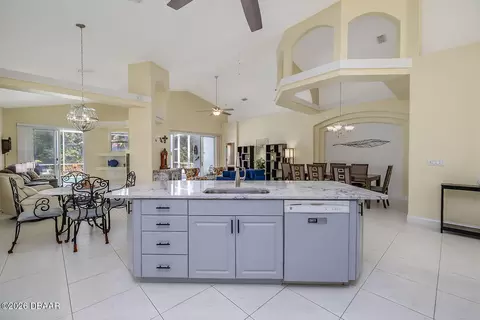 Kitchen - 1128 Killarney Dr, Ormond Beach, FL 32174 photo 4 of 4