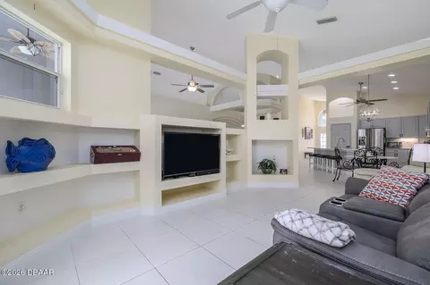 Living - 1128 Killarney Dr, Ormond Beach, FL 32174 photo 3 of 3