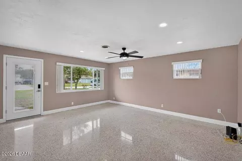 Living - 457 Mcintosh Rd, Ormond Beach, FL 32174 photo 2 of 5