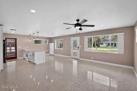 Living - 457 Mcintosh Rd, Ormond Beach, FL 32174 photo 1 of 5
