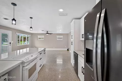 Kitchen - 457 Mcintosh Rd, Ormond Beach, FL 32174 photo 4 of 4