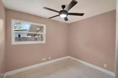 Bedroom - 457 Mcintosh Rd, Ormond Beach, FL 32174 photo 6 of 7