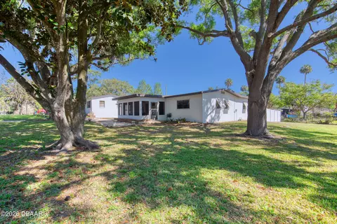 1243 Midway Blvd, Daytona Beach, FL 32114
