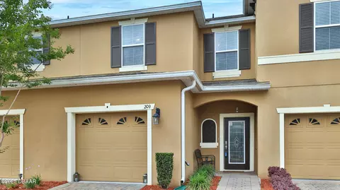 209 Wentworth Grande Dr, Daytona Beach, FL 32124