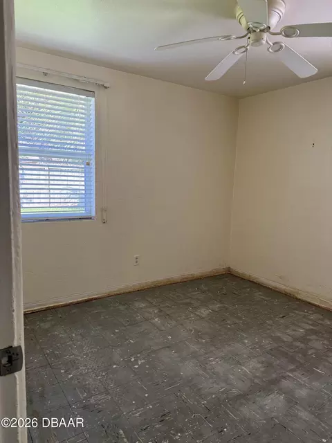Bedroom - 66 Ocean Shore Dr, Ormond Beach, FL 32176 photo 2 of 3