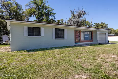506 S Elsasser St, Deland, FL 32720
