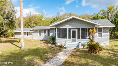 810 Peterson Rd, Pierson, FL 32180