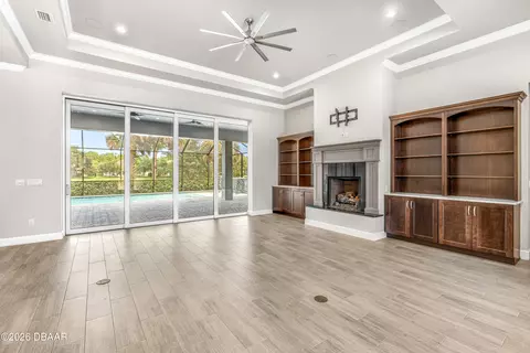 Living - 534 Wingspan Dr, Ormond Beach, FL 32174 photo 5 of 17