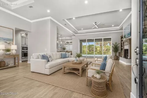 Living - 534 Wingspan Dr, Ormond Beach, FL 32174 photo 1 of 17