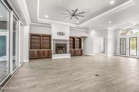 Living - 534 Wingspan Dr, Ormond Beach, FL 32174 photo 6 of 17