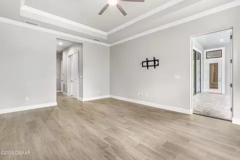Living - 534 Wingspan Dr, Ormond Beach, FL 32174 photo 10 of 17