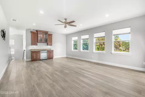 Living - 534 Wingspan Dr, Ormond Beach, FL 32174 photo 17 of 17