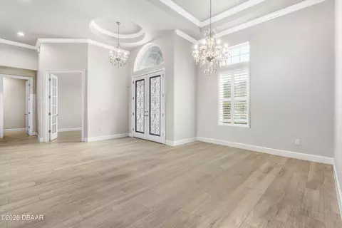 Living - 534 Wingspan Dr, Ormond Beach, FL 32174 photo 4 of 17