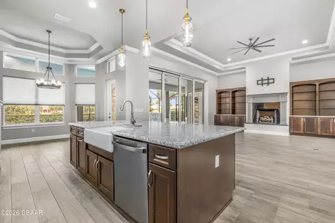 Living - 534 Wingspan Dr, Ormond Beach, FL 32174 photo 8 of 17