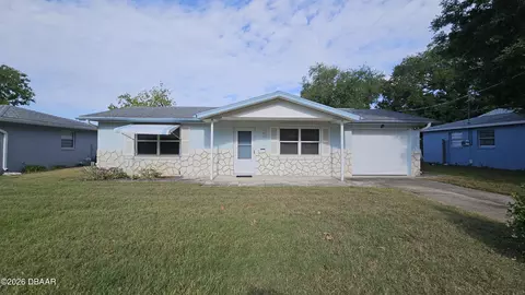1119 3rd St, Port Orange, FL 32129