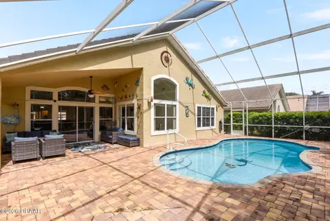 Exterior - 409 Seabrook Rd, Ormond Beach, FL 32174 photo 3 of 9