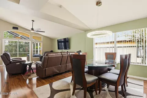 Dining - 409 Seabrook Rd, Ormond Beach, FL 32174 photo 2 of 3