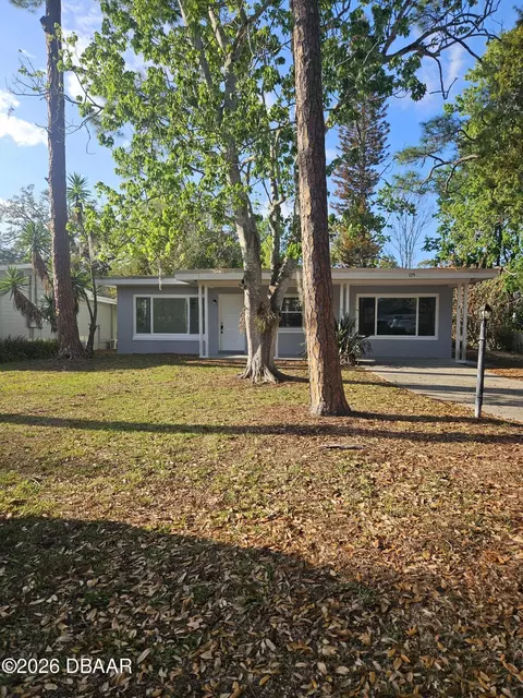 608 Doris Pl, South Daytona, FL 32119