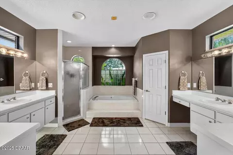 Bath - 33 Laurel Ridge Break, Ormond Beach, FL 32174 photo 2 of 6