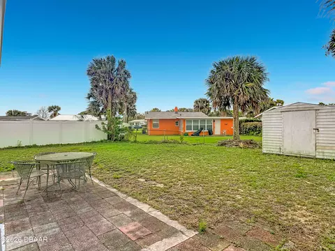 Exterior - 28 Palm Dr, Ormond Beach, FL 32176 photo 8 of 9