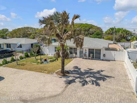 1416 Southard Ave, New Smyrna Beach, FL 32169