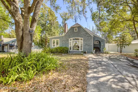 623 N Amelia Ave, Deland, FL 32724
