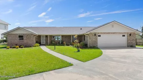 22 Emerald Cir, Ormond Beach, FL 32174