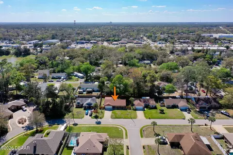 View/Area - 8 Aston Cir, Ormond Beach, FL 32174 photo 2 of 5