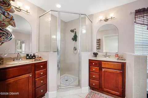 Bath - 1106 Shockney Dr, Ormond Beach, FL 32174 photo 1 of 5