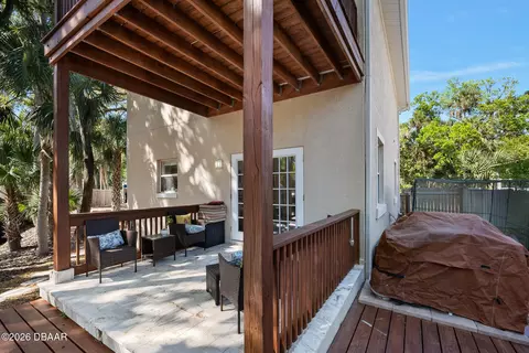Exterior - 1106 Shockney Dr, Ormond Beach, FL 32174 photo 2 of 12