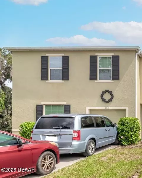 1633 Primo Ct, Daytona Beach, FL 32117