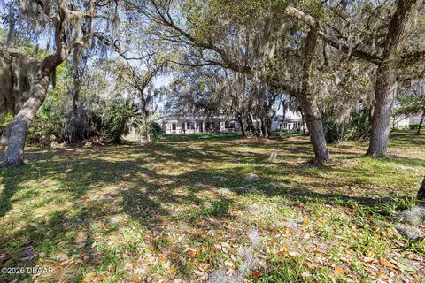 Exterior - 1424 Kilrush Dr, Ormond Beach, FL 32174 photo 8 of 9