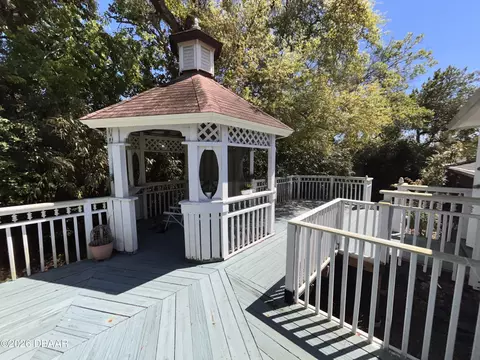 Exterior - 203 Grove St, Ormond Beach, FL 32174 photo 3 of 6