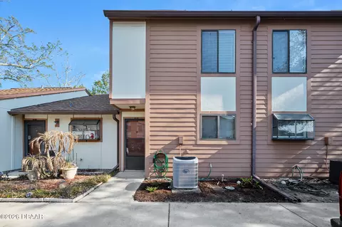 149 White Fawn Dr, Daytona Beach, FL 32114