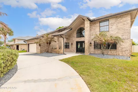 751 Sandy Hill Cir, Port Orange, FL 32127