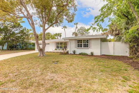 Exterior - 39 Willis Dr, Ormond Beach, FL 32176 photo 1 of 5